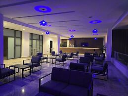 AIKU LUXURY HOTEL & RESORTS