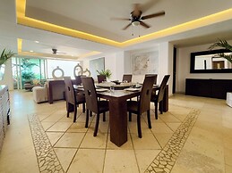 Apartamento Espacioso con Vista al Mar