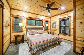 Sugar Daddy Cabin for 13!