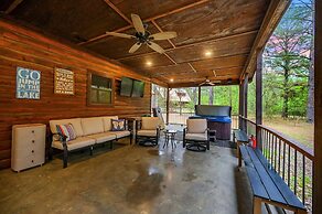 Sugar Daddy Cabin for 13!