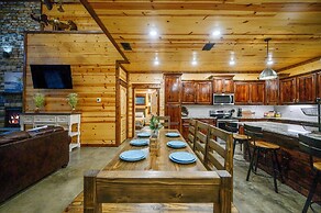 Sugar Daddy Cabin for 13!