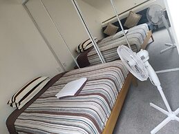 3 Double 1 Single 2 Sofa Beds apartment