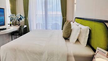 Azure Premium Apartments