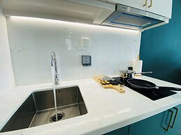 Azure Premium Apartments