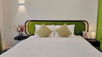 Azure Premium Apartments