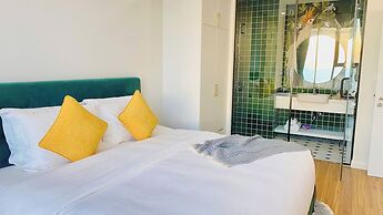 Azure Premium Apartments