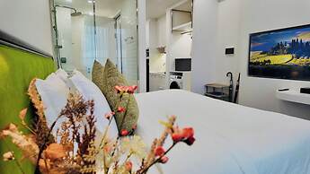 Azure Premium Apartments