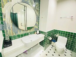 Azure Premium Apartments