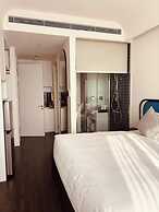 Azure Premium Apartments