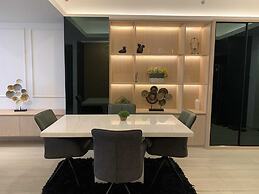 Morich Suite sky house