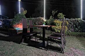 The Luv Hill Hotel And Cafe