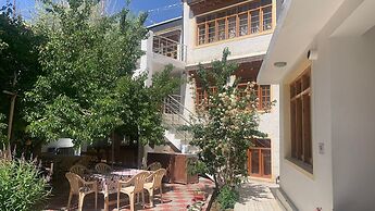 Ser-Dung Guest House