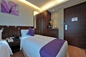 The Bauhinia Hotel Tsim Sha Tsui