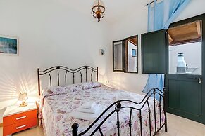 Country Residence Near The Beach