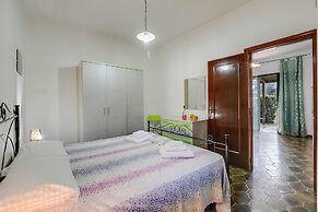 Country Residence Near The Beach