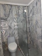 Large Apartment 401 jhr