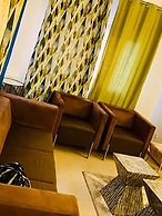 The White House Home in the Heart of Bonamoussadi