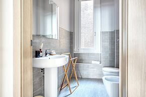 Chic flat in the centre