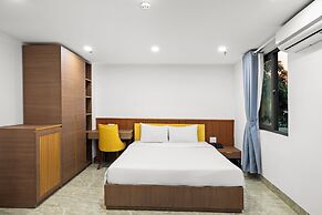 Silia Hotel & Apartment