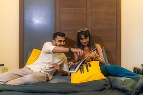 The Hosteller Bangalore, Brigade Road