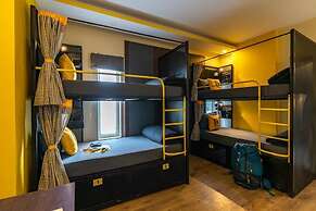 The Hosteller Bangalore, Brigade Road