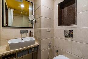 The Hosteller Bangalore, Brigade Road