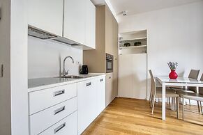 Modern Flat Near Historic Castle