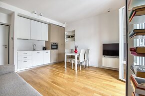 Modern Flat Near Historic Castle