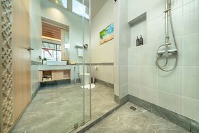 A.Z. Sunrise Resort & Fitness Club