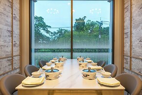 A.Z. Sunrise Resort & Fitness Club