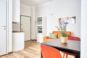 Fascinating Flat next to Corso