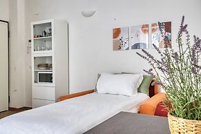 Fascinating Flat next to Corso