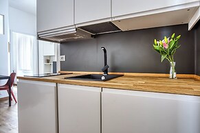 Fascinating Flat next to Corso