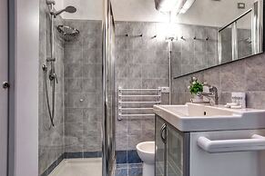 Fascinating Flat next to Corso