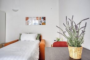 Fascinating Flat next to Corso