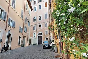 Cimarra Apartment