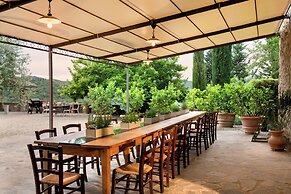 Il Casolese Vignamaggio Private Pool