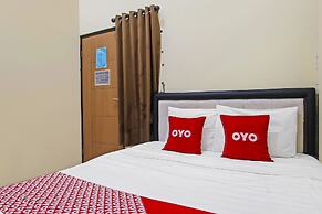 OYO 92512 Atlanta Guesthouse