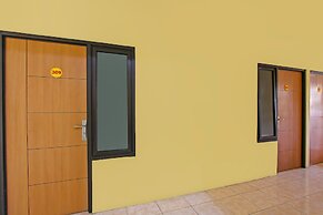 OYO 92512 Atlanta Guesthouse