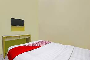 OYO 92512 Atlanta Guesthouse