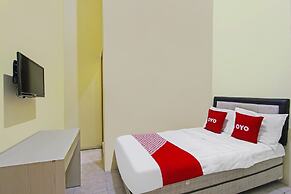 OYO 92512 Atlanta Guesthouse