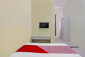 OYO 92512 Atlanta Guesthouse