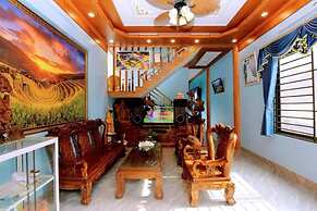 Ha Chau Homestay