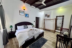 Moustache Select Naukuchiatal