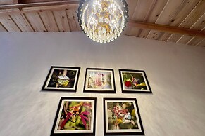 Moustache Select Naukuchiatal