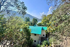 Moustache Select Naukuchiatal