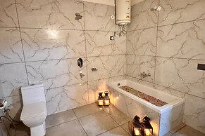 Moustache Select Naukuchiatal