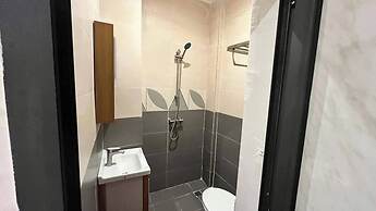Luxury Two-room Apartment