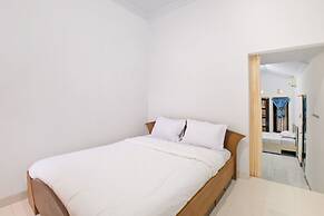 OYO 3467 White Residence