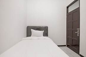 OYO 3467 White Residence